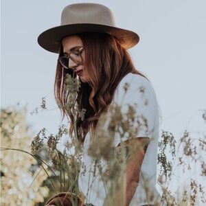 Stylish Tan Fedora - Anupaya